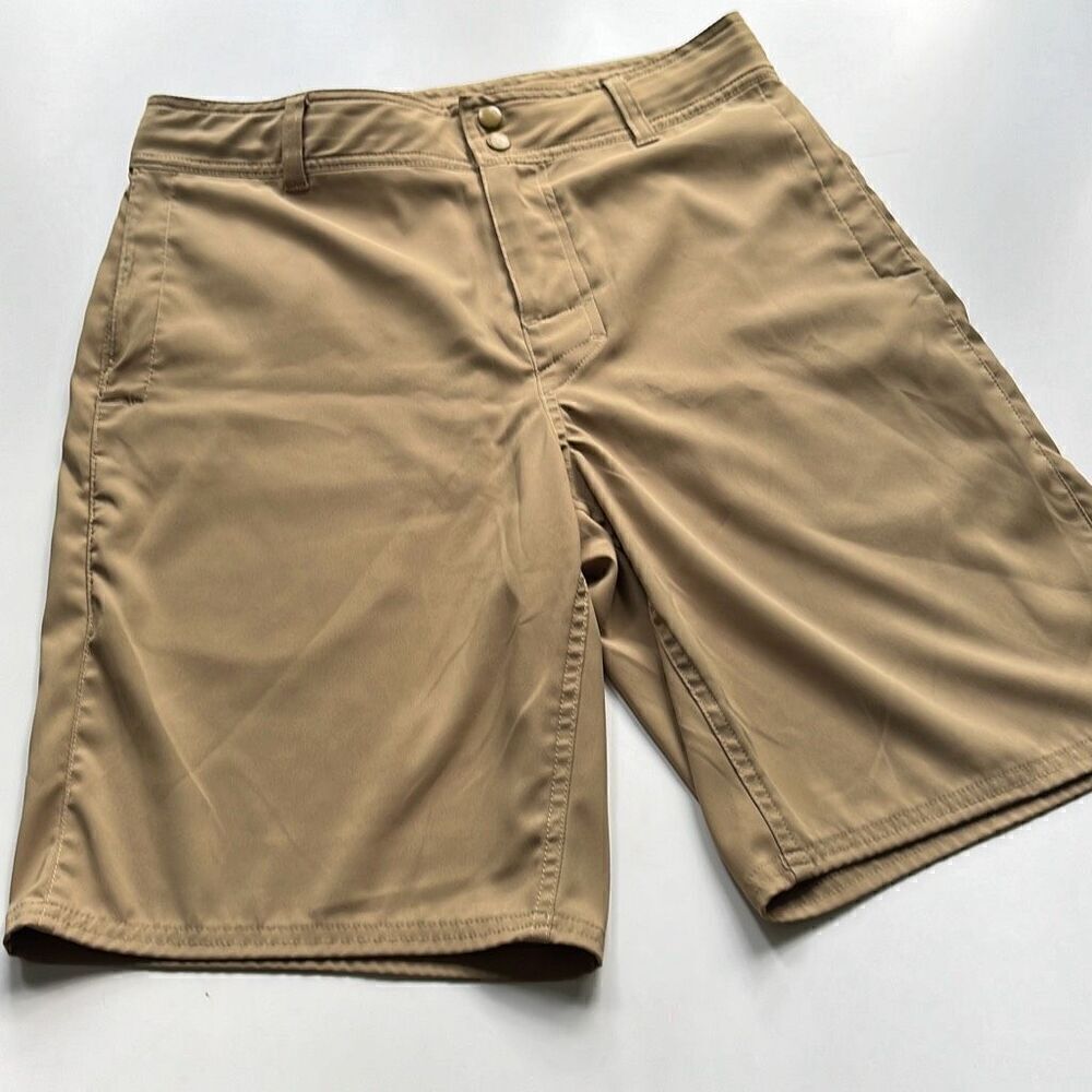Under Armour Heat Gear Loose Khaki Shorts Mens 30x9.5
